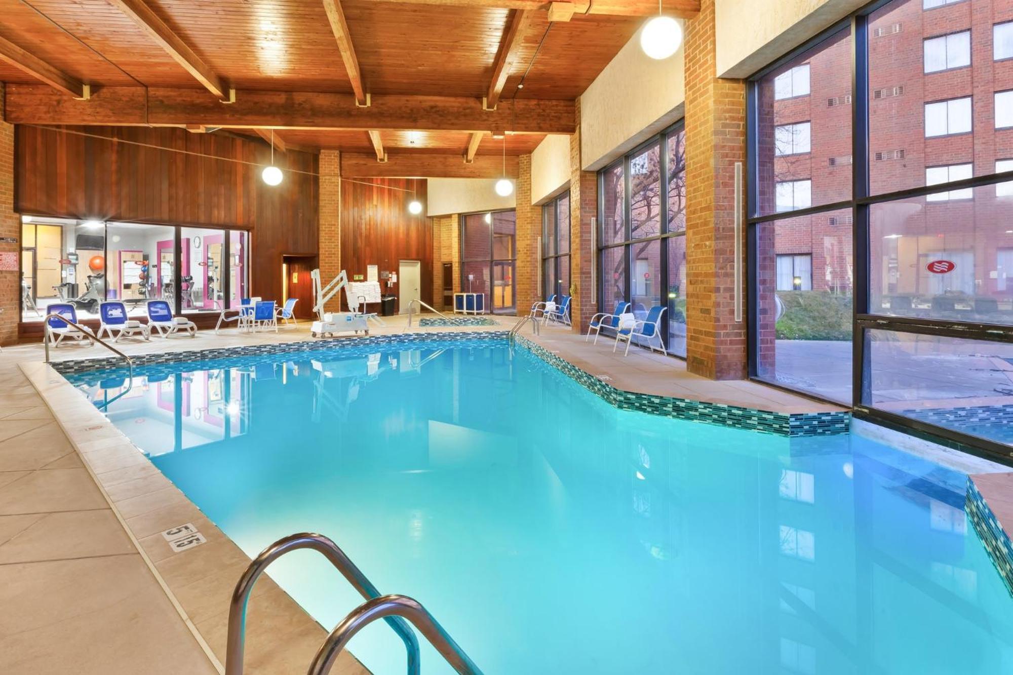 Crowne Plaza Columbus North - Worthington By Ihg Hotell Eksteriør bilde